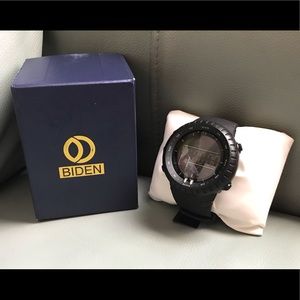 Men’s Digital Waterproof Tactical Watch NWT